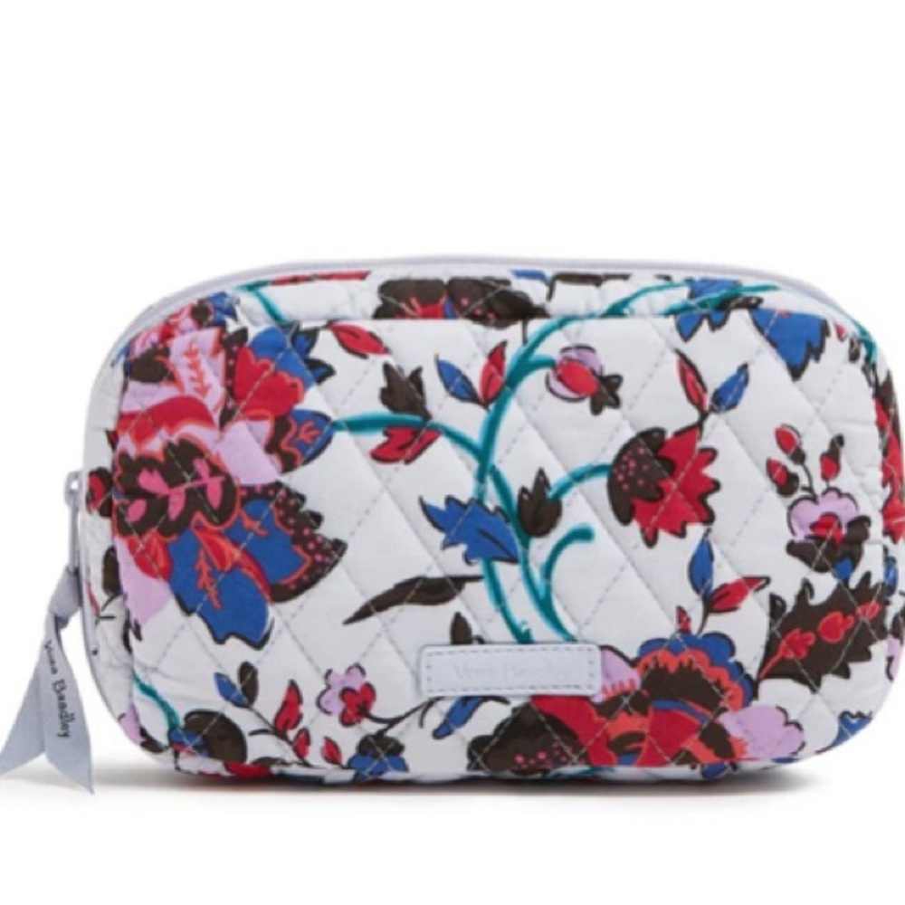 Vera Bradley Cord Organizer in Vineyard Floral